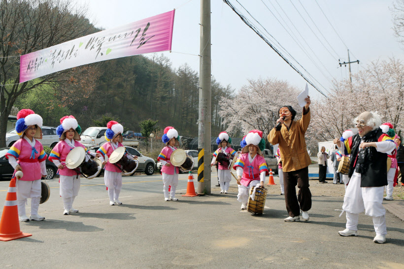 지난해북한강로벚꽃축제