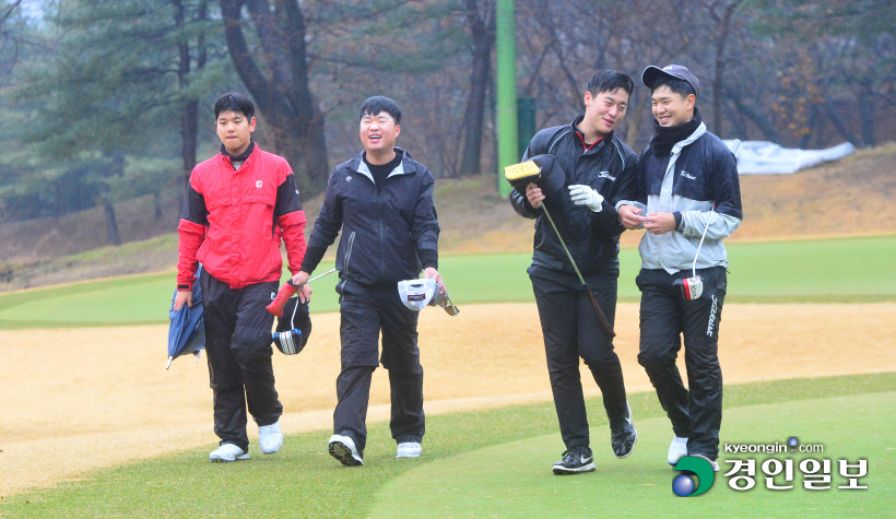 골프대회 2일차 남고부8