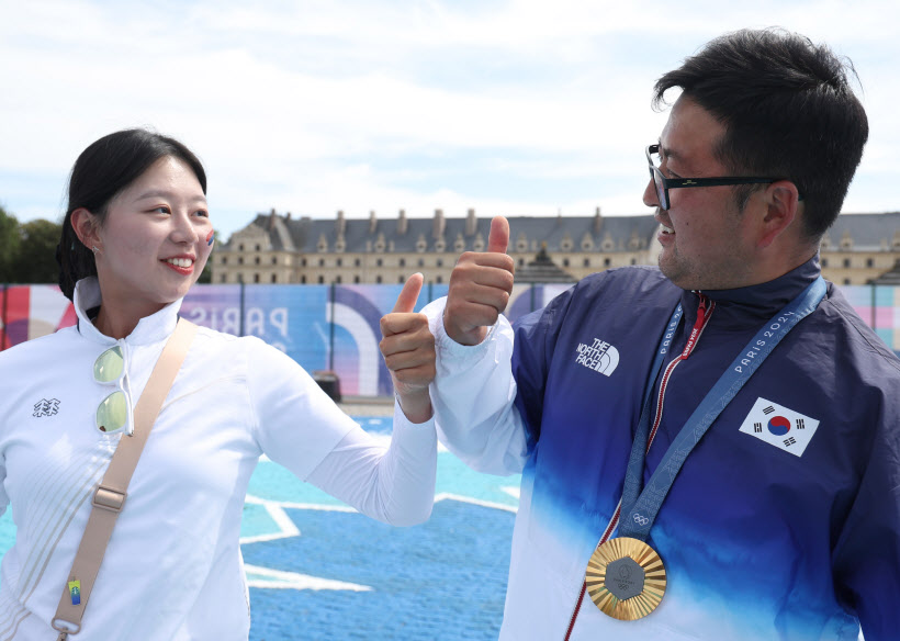 파리의 3관왕, 김우진과 임시현