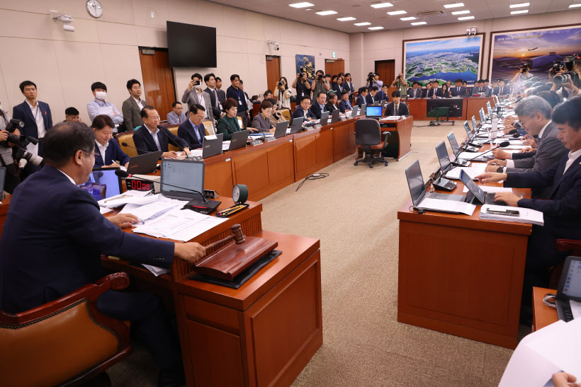 국토위, 전세사기특별법 개정안 처리