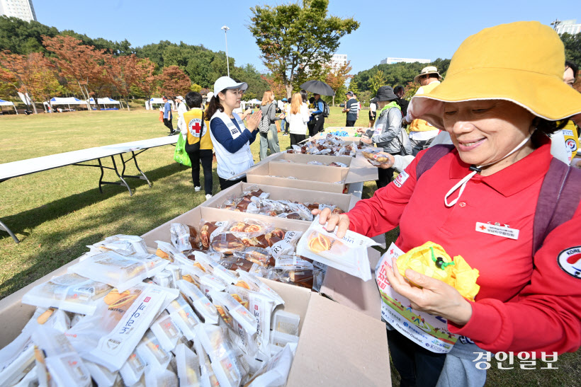 제22회 1m1원 자선걷기대회 (38)