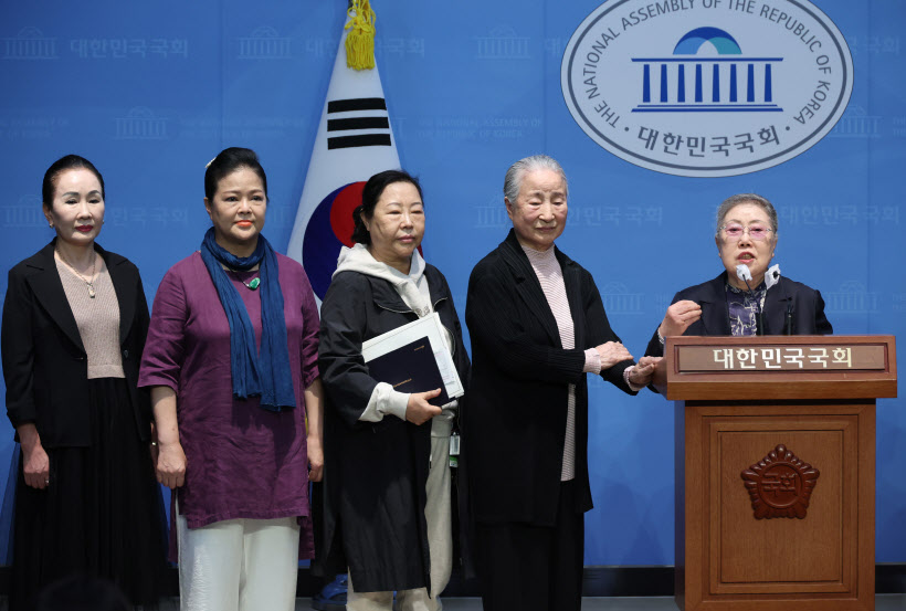 국악인들 ＂`기생` 발언… 양문석 사죄하라＂