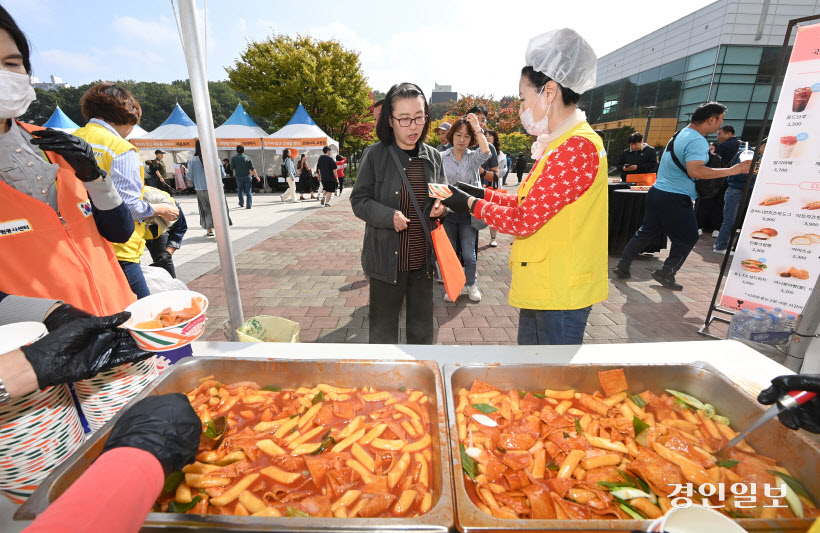 찾아가는 사랑의 밥차 (8)