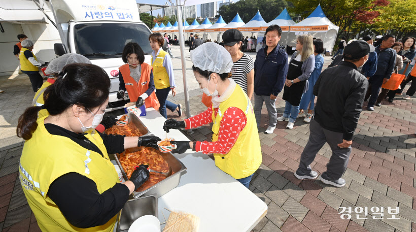 찾아가는 사랑의 밥차 (4)