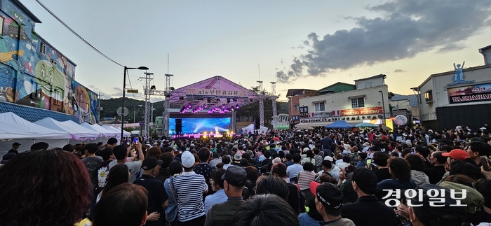 동두천시 보산동관광특구에서 지난 1일 보산카니발이 열렸다. 2024.6.1 /동두천시 제공