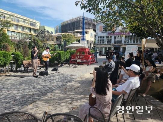 통일동산 방문주간 프로방스 공연 /파주시 제공