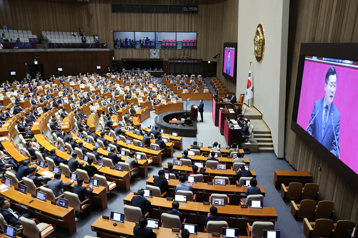 더불어민주당 박찬대 원내대표가 4일 오전 국회 본회의에서 교섭단체 대표 연설을 하고 있다. 2024.9.4 /연합뉴스