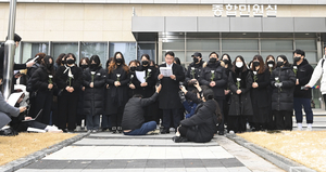 학교에 남겨진 '오직 두 사람' [특수교실에 빌런은 없다]