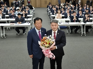 경기도의회 국민의힘 3기 대표에 김정호 의원… 연임 성공