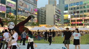 김포 소상공인들의 '특별한 세일'…판매자도 구매자도 활짝 웃었다