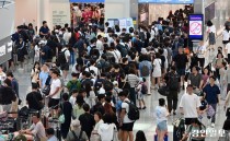 마스크 벗고 되찾은 여행… 팬데믹 지워진 인천공항