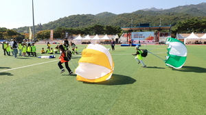 시민 4천여 명, 화합의 장 펼쳤다… '과천시민 체육대축전' 마무리