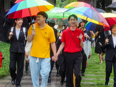 “유일한 공적 징표”… 건보 피부양자 등록, 확대된 성소수자 권리