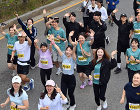 도심을 벗 삼아 가을 달리다